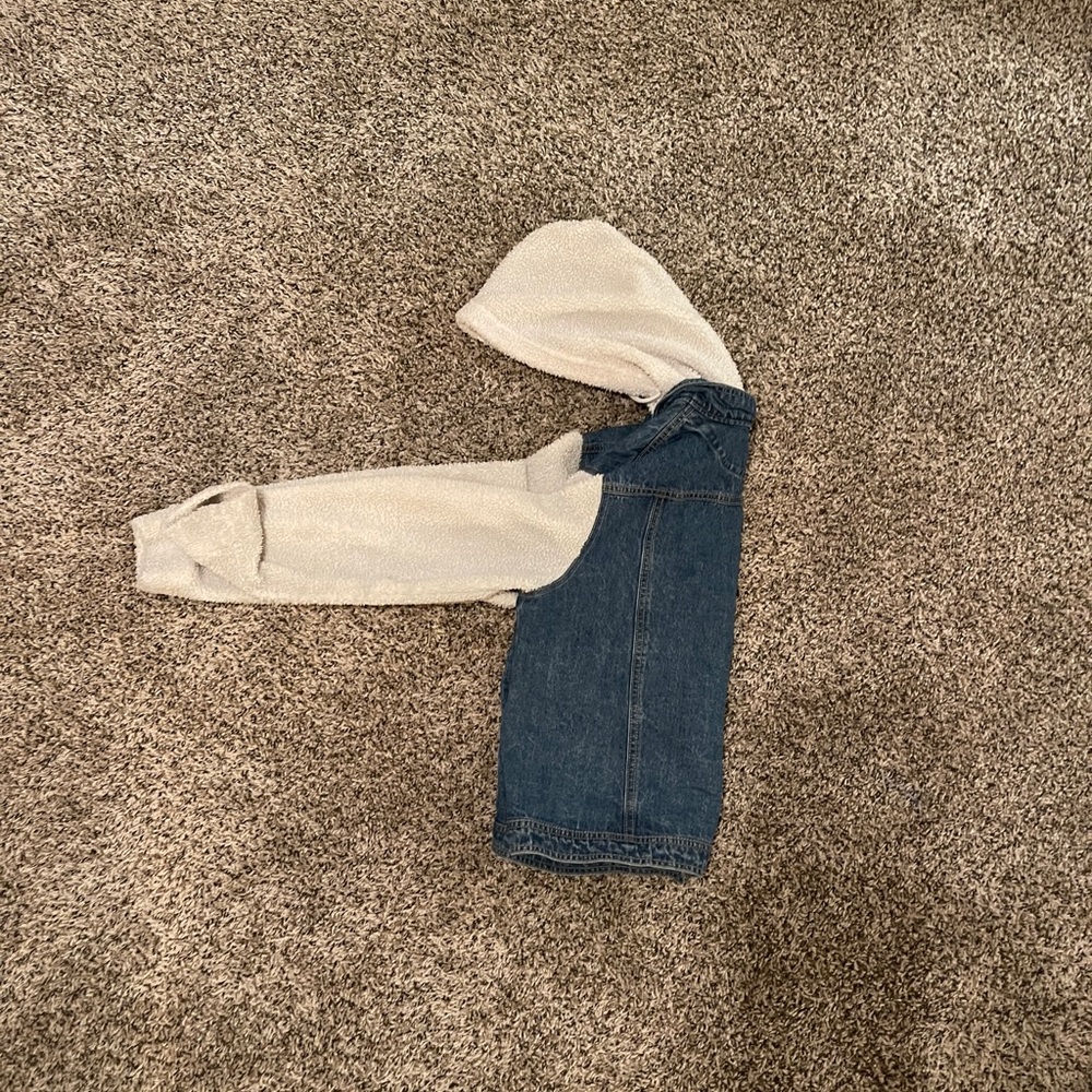 Jean jacket - Picture 2 of 2